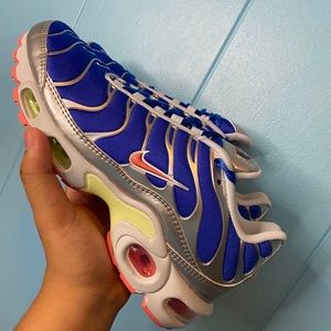Nike Air Max Plus Hyper Royal Sunblush